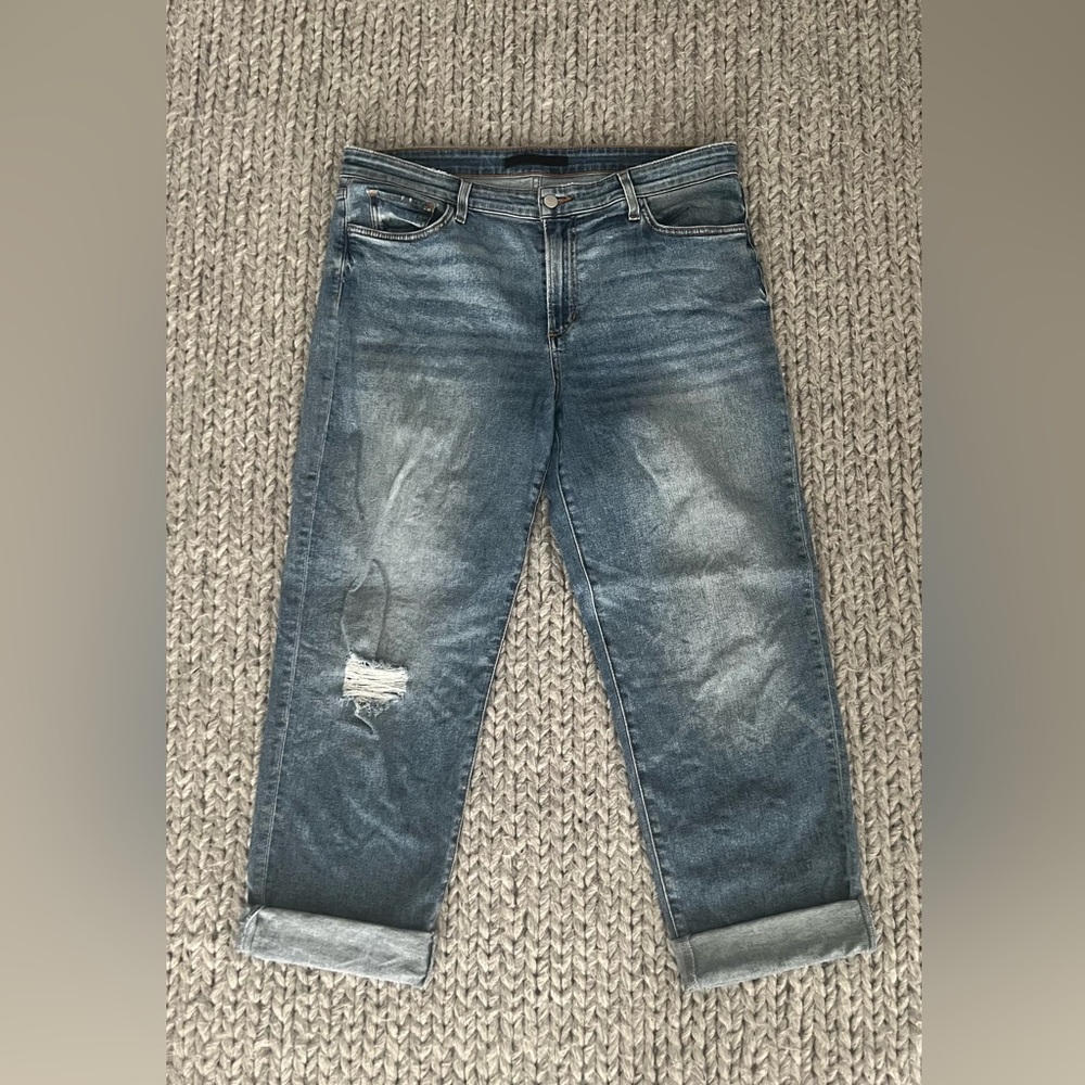 Joes Jeans the Niki mid rise boyfriend, size 31